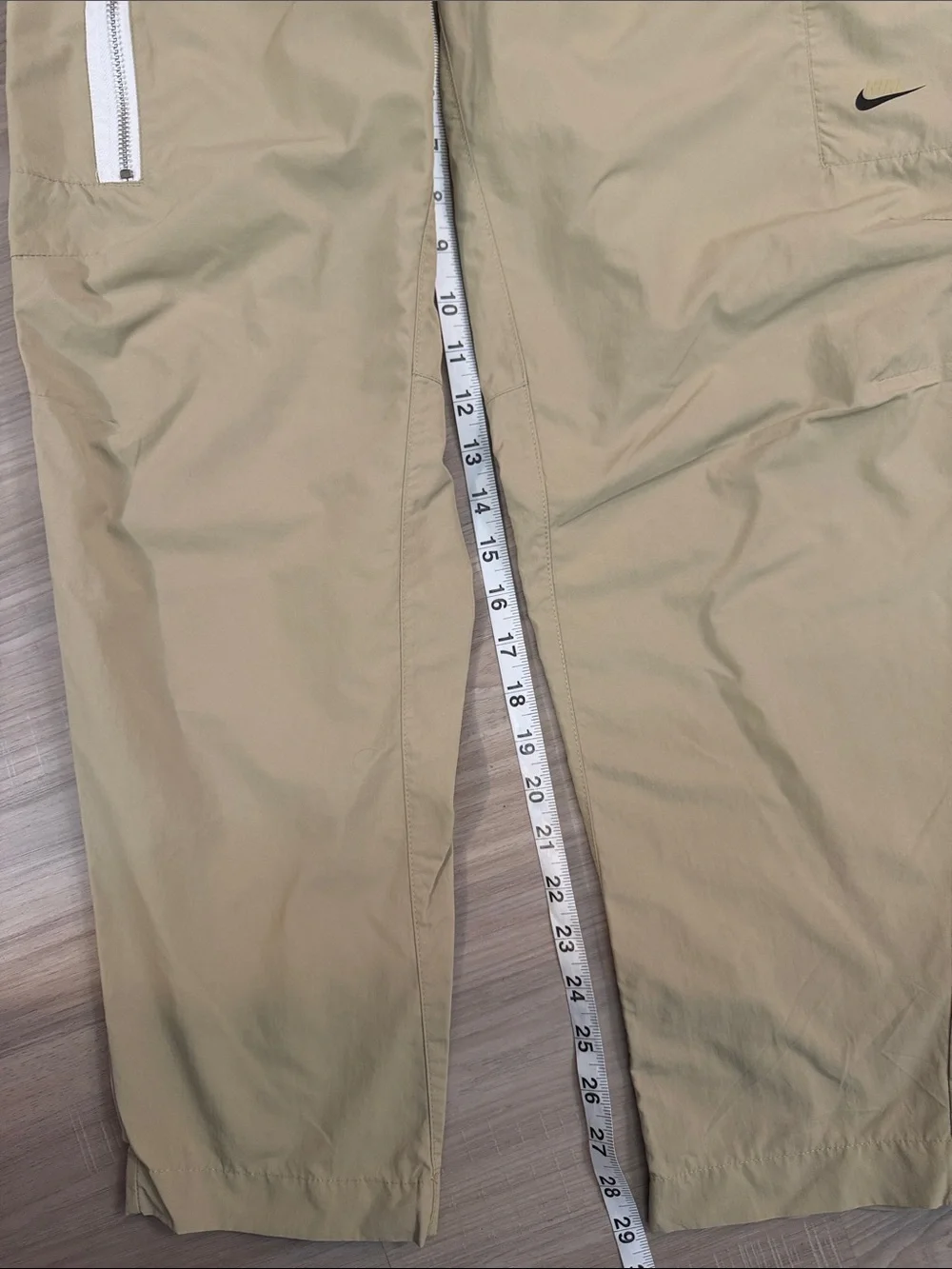 Nike Sportswear Style Essentials Tan Utility Pants. Sz M